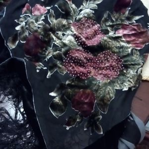 Sheer shawl w/floral velvet burnout